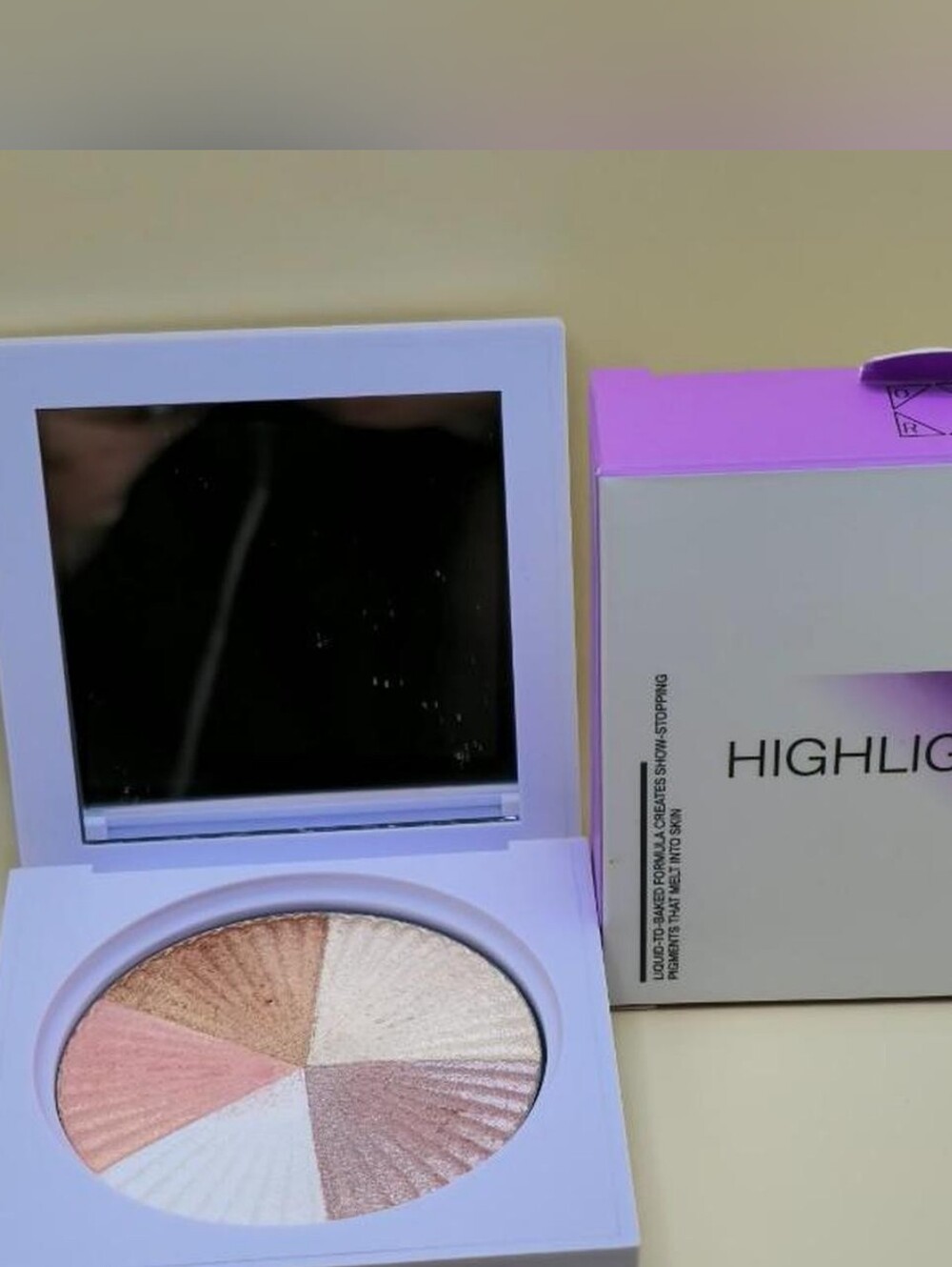 Ofra- Beverly Hills Highlighter